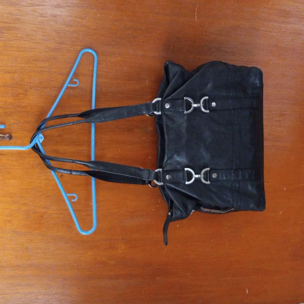 Kenneth Cole New York black genuine leather shoulder bag